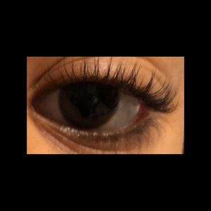 Meet your Posher, Preya